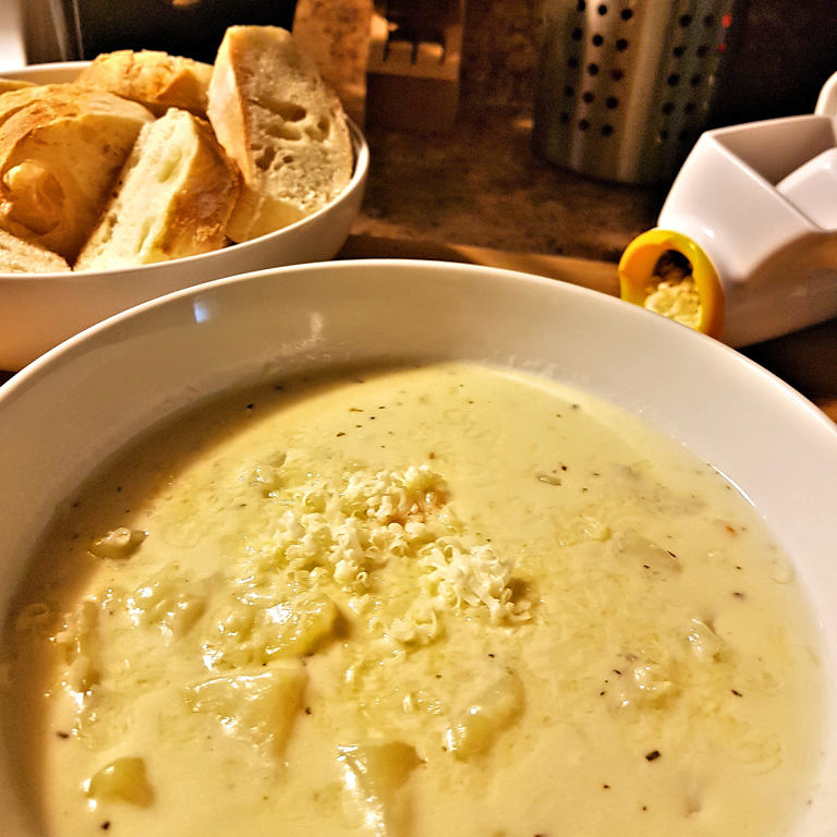 Seafood Chowder – Evelyn Chartres