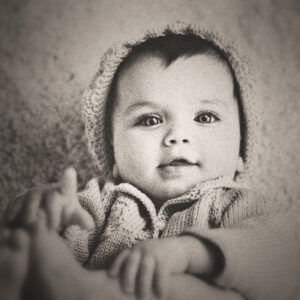 Picture of an infant. Image by r P from Pixabay.com